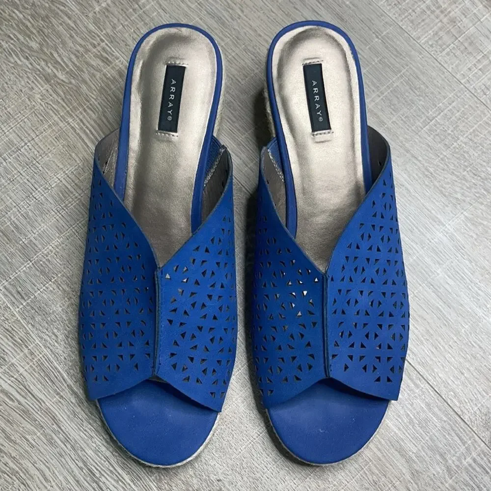 ARRAY Women's Lakeview Blue Faux Leather Wedge